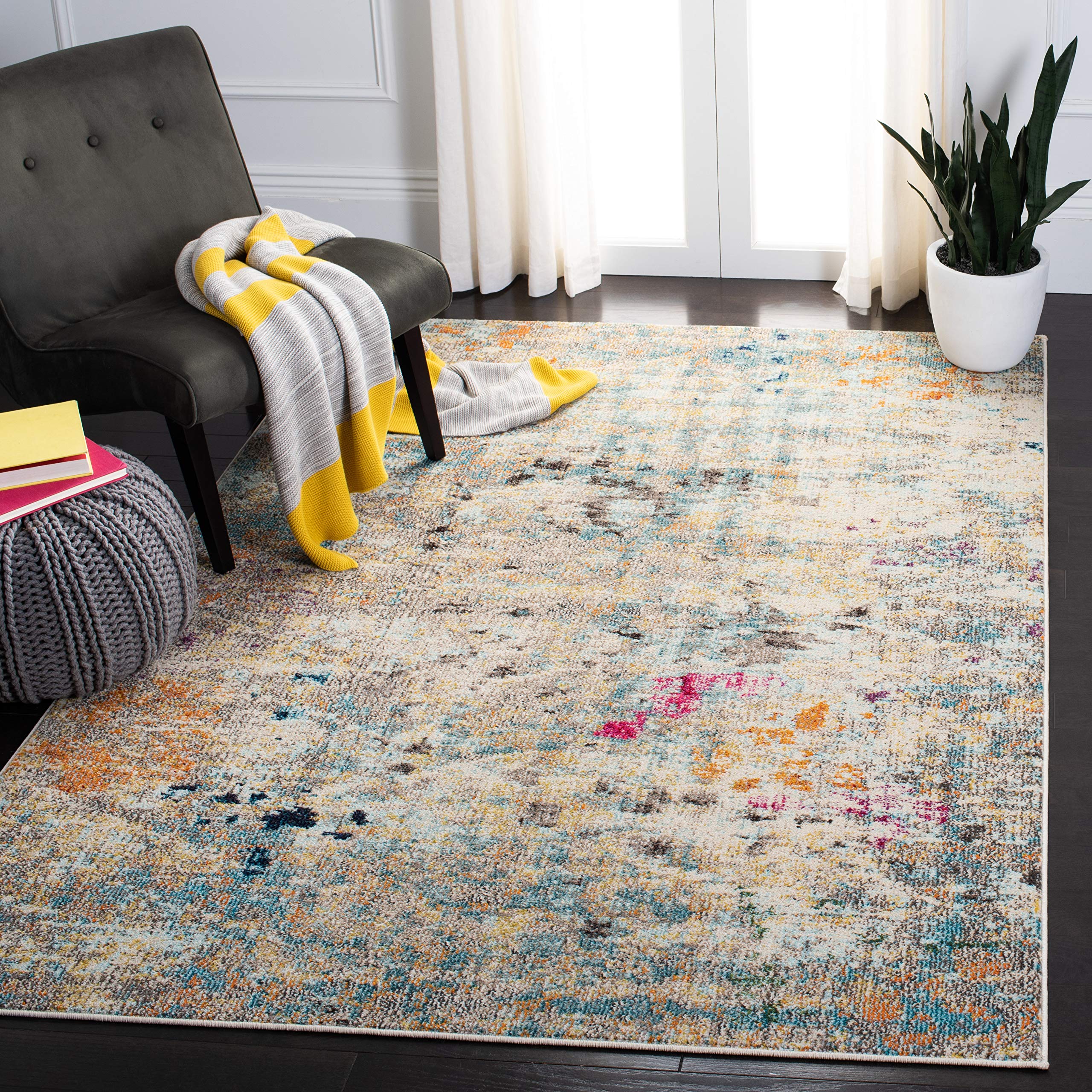 SAFAVIEH Madison Collection Area Rug - 5'3'' x 7'6'', Grey & Gold, Boho Abstract Distressed Design, Non-Shedding & Easy Care, Id